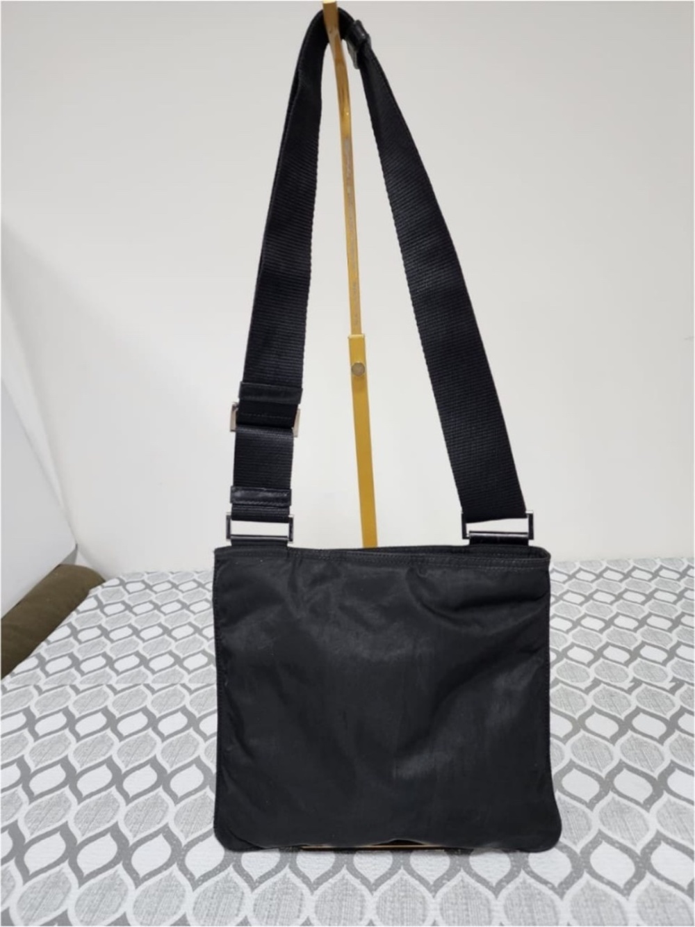 Authentic PRADA Nylon Vela Small Flat Messenger Bag Black - Picture 4 of 13